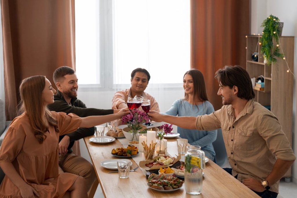 Accueillir ses collègues : le guide du repas parfait